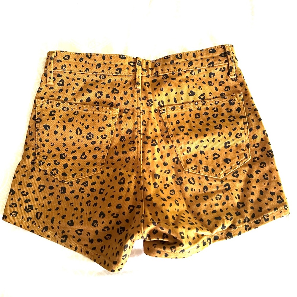 Aritzia Sunday Best Cheetah-print Jean Shorts, NWOT, 4 - Picture 2 of 5